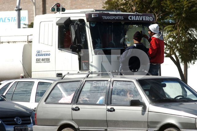Trapitos: buscan que no trabajen más en Avenida Alem