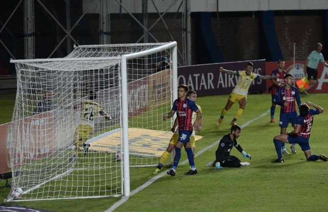 Sudamericana: Central hizo los méritos, se quedó con una merecida victoria ante San Lorenzo y se ilusiona