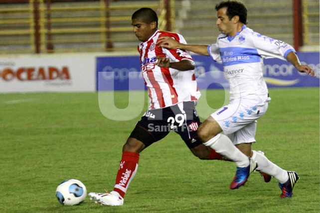 Unión quedó afuera de la Copa Argentina, por penales
