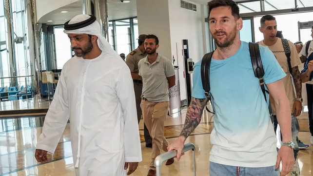 Messi se sumó a la concentración de Argentina en Abu Dhabi