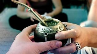 Un estudio de la UNR afirma que la pandemia cambió los hábitos de consumo de mate