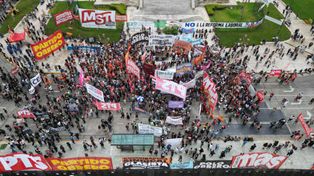 Incidentes y tensión frente al Congreso en el paro general de la CGT contra la reforma laboral