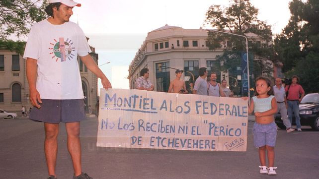 Crisis 2001: el estallido social y la represión en fotos