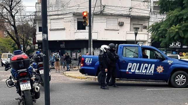 Bomberos controlaron un incendio en el edificio del rectorado de la UNL