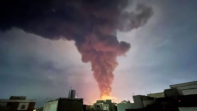 Irán: Así arde Teherán tras bombardeos de Estados Unidos e Israel