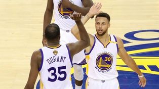 Golden State extendió la ventaja sobre Cleveland