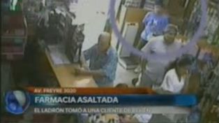Video: así fue el robo en la farmacia de Avenida Freyre