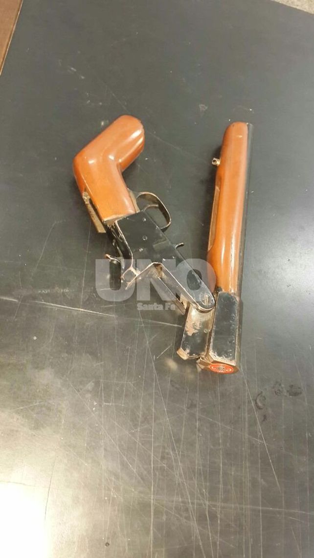 Un adolescente transitaba con un pistolón por las calles del barrio Centenario