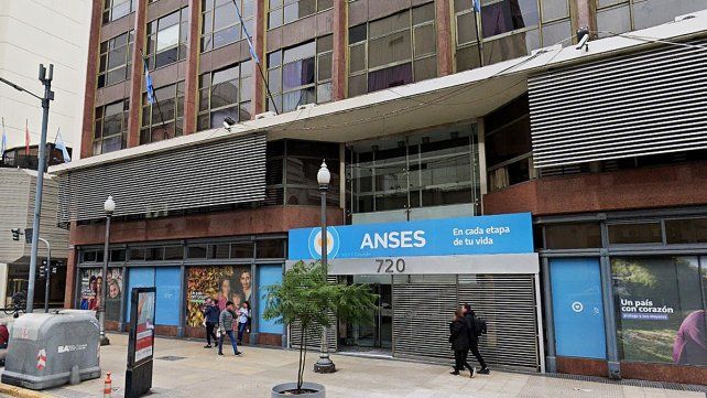 Jubilados: Anses aclaró sobre el pago desdoblado de abril