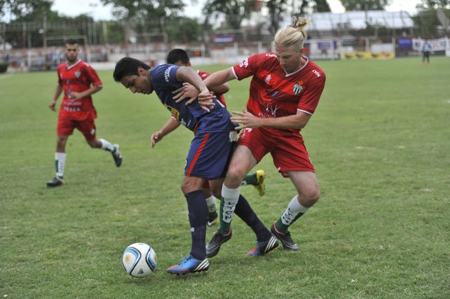 Tiene chances. Lucas Moya se perfila para estar desde el  arranque mañana en el Gabino Sosa. (Virginia Benedetto / La Capital)