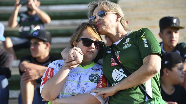 La tragedia del Chapecoense enlutó al fútbol mundial