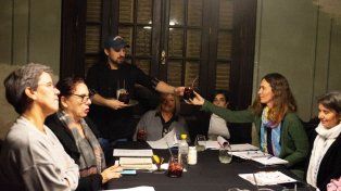 La escritora Manu Mántica presenta un taller llamado Escribir de Noche