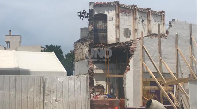 Las fotos del derrumbe de la farmacia en la Recoleta