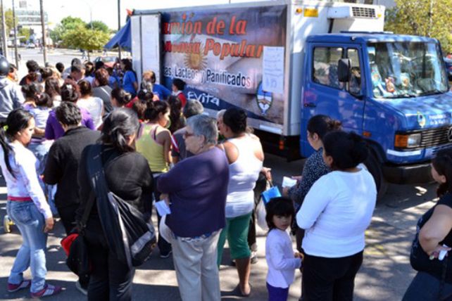 El camión de la economía popular llega a la ciudad de Santa Fe