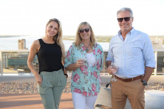 Julia Rodriguez, Marcela Alvafo y Sergio Rodriguez.