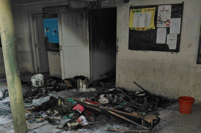 Destrozaron y robaron el fin de semana en una escuela secundaria de Santa Rosa de Lima