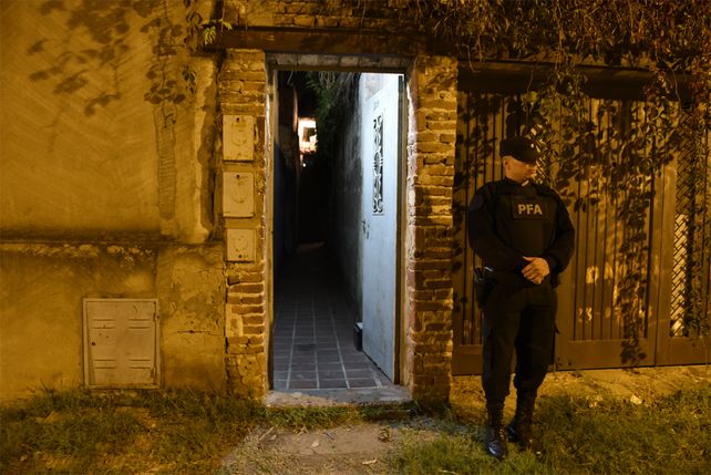 Hallan droga, armas y municiones en allanamientos en la región por el crimen de Ulises Funes