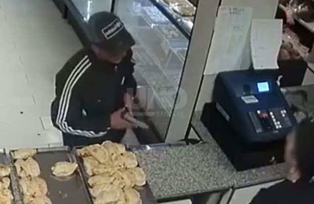 Video: así robaron en una panadería sobre Bulevar