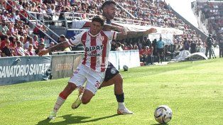 Lautaro Vargas, en modo figura para el Unión puntero de la zona A