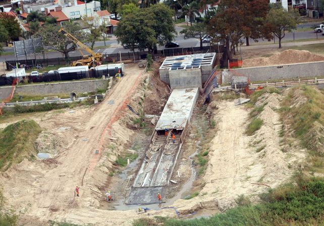 Avanza la construcción del desagüe Llerena en Santa Fe