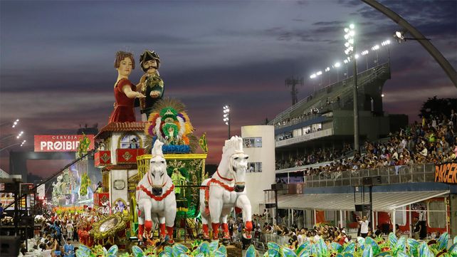 Río y San Pablo preparan carnavales masivos