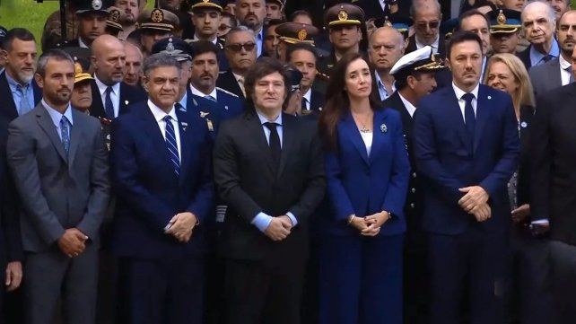 El presidente Javier Milei encabezó el homenaje a los caídos y veteranos de la Guerra de Malvinas