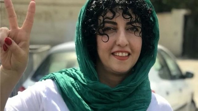 La militante por los derechos de las mujeres antes de ser enviada a prisi&oacute;n por la dictadura iran&iacute;.