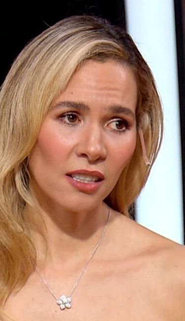 Elina Costantini dijo que recibe mensajes de extraterrestres y santos