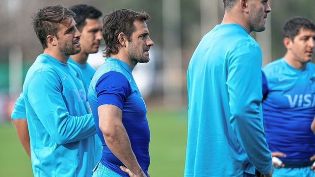 El seleccionado argentino de Rugby entrenó doble turno pensando en Australia.