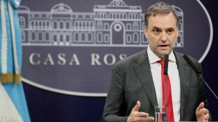 La medida fue anunciada por el vocero presidencial, Manuel Adorni.