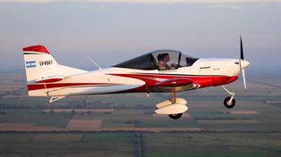 Ya vuela el primer avión íntegramente fabricado en la provincia