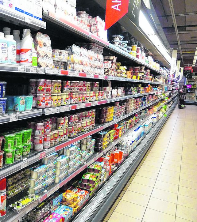 Góndolas. La canasta básica de lácteos subió 12