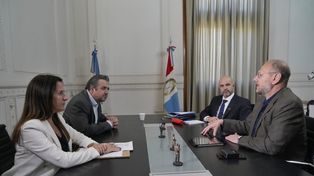 Seguridad: reunión entre representantes de Perotti y Pullaro para iniciar la transición