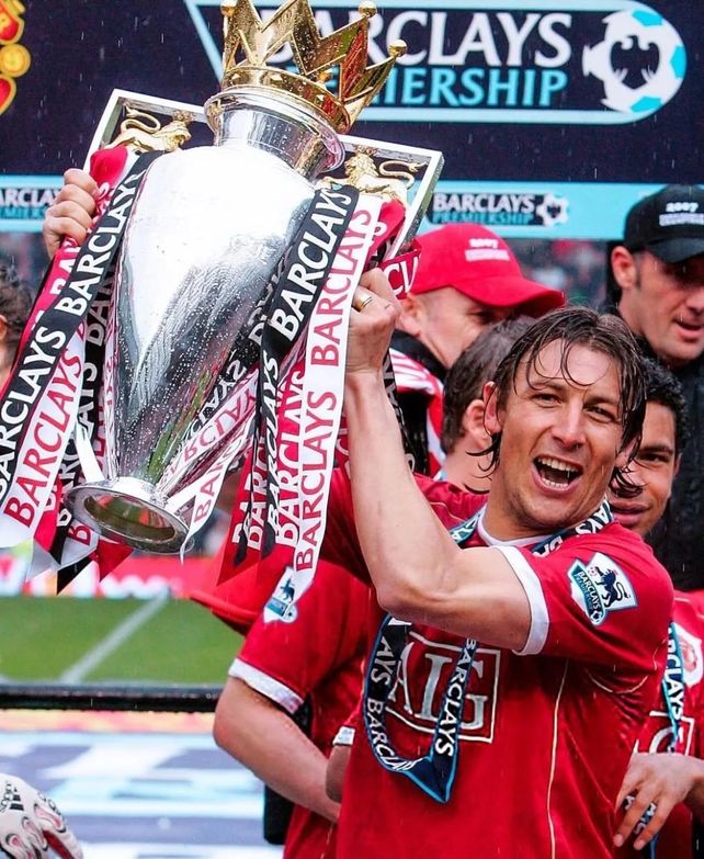 Heinze fue campeón de la Premier League como futbolista con Manchester United en la temporada 2006/07.