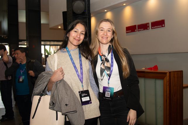 Sofia Reboledo y Lucía Falciglia  