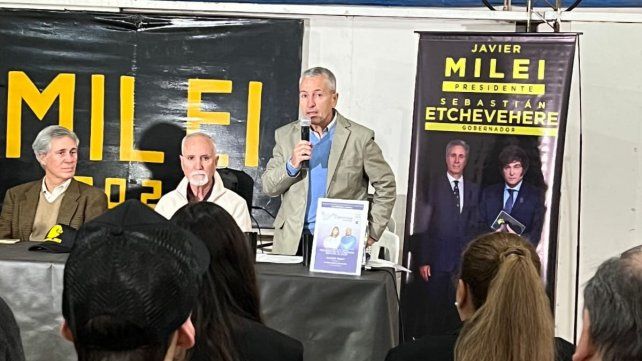 El candidato a diputado provincial de la Libertad Avanza