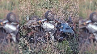 Ruta 11. Un violento siniestro vial arrojó como resultado dos personas fallecidas y tres heridas.&nbsp;