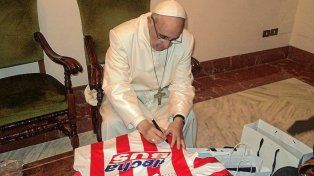 El emotivo adiós de Unión al papa Francisco: Futbolero y argentino