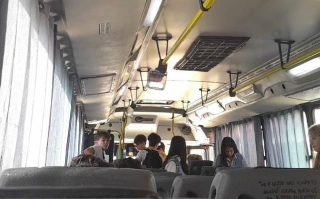 Más de 300 chicos se trasladan a San Jerónimo Sud para cursar sus estudios.