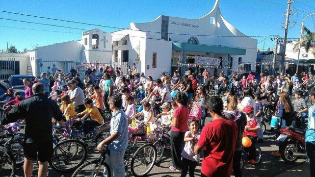 La parroquia Santo Domingo Savio invita a las familias a una bicicleteada el sábado