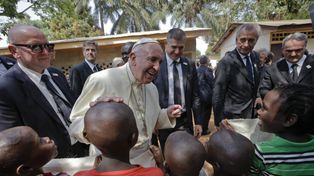 El Papa Francisco llamó desde la República Centroafricana a resistir al miedo al otro