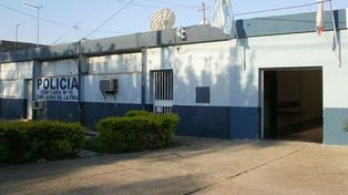 Detuvieron a un hombre cuando asfixiaba a una mujer