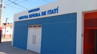 La iglesia Nuestra Señora de Itatí del barrio Las Flores