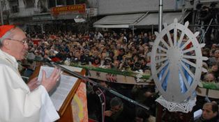 Bergoglio dur&iacute;simo: dice que el pa&iacute;s vive en una pobreza escandalosa