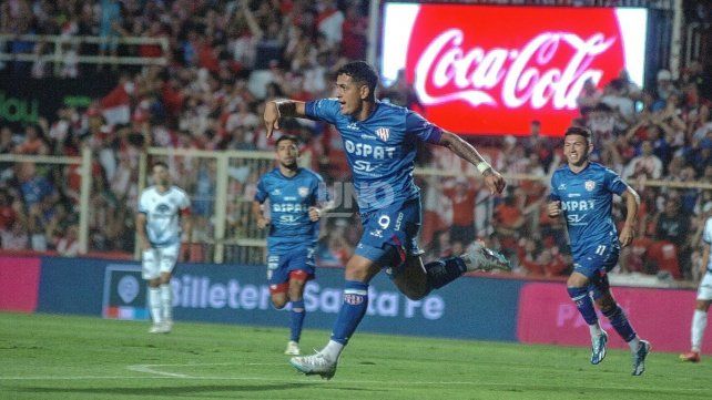 El tempranero gol de Morales empezó a torcer el rumbo en Unión y comenzar a encaminar varios números.