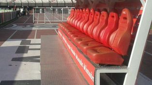 La AFA acordó también extender los contratos de los técnicos