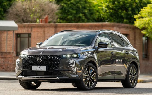 DS 7 E-TENSE: el lujoso híbrido francés