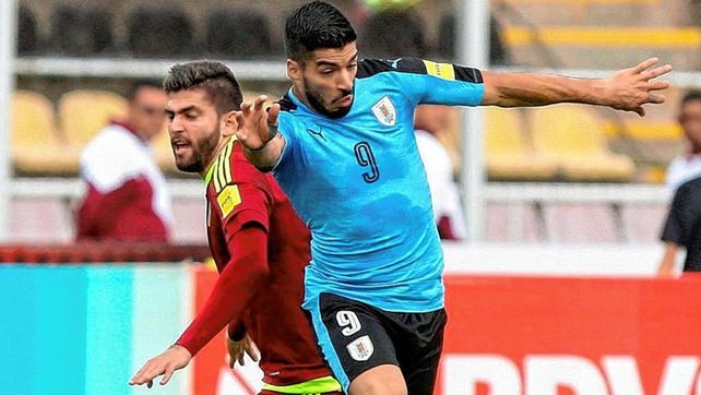 Con la presencia de Luis Suárez