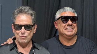 Unidos los Soprano: Chiqui Tapia y Andrés Calamaro se cruzaron antes del clásico rosarino