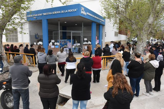 Dolor y bronca durante la misa por Ticiana: Nuestros chicos merecen otra historia